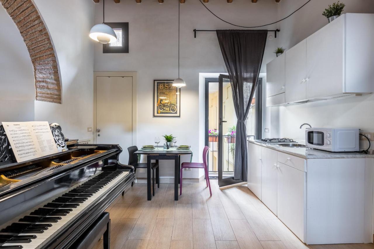 Musician Apartment Colosseo With Piano Rom Exterior foto